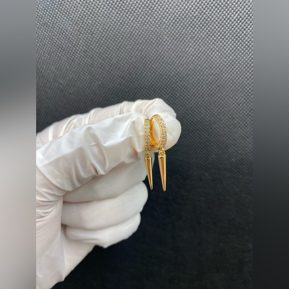 Spike Gold Gothic Earrings - Picture 4 of 12